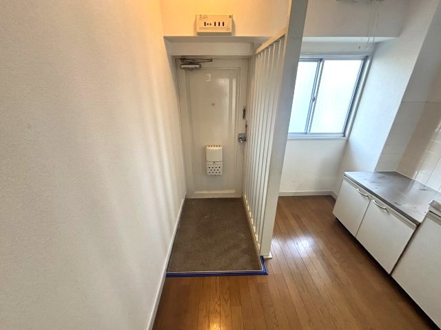 エルパラッツォ本山南(本南マンション)の玄関