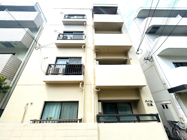 ハイム灘北の外観