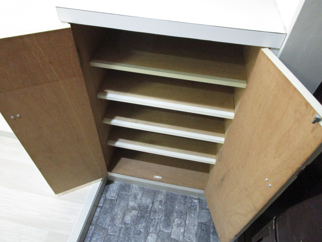 ライフイン芦屋の収納|こまごまとしたものを収納できそうですね