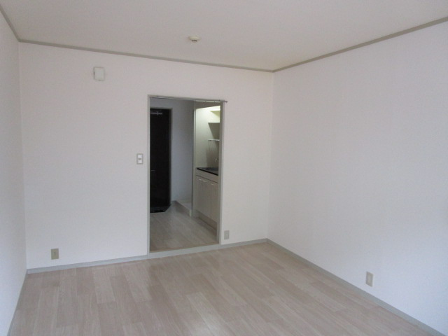 ライフイン芦屋の洋室|使い勝手のいい洋室です