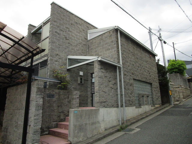 ドルム芦屋川の外観|建物外観を気になさる方へ、見た目の良い物件です