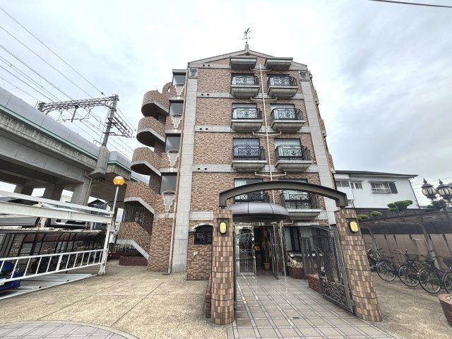 ドール魚崎の外観