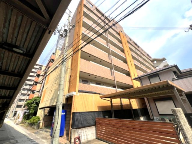パレオーギの外観