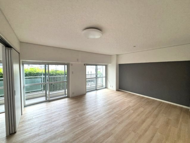 東急ドエル摩耶の居間・リビング