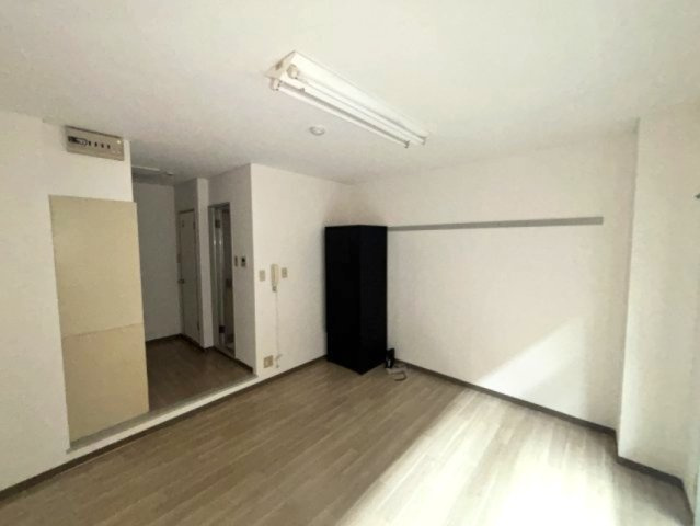 三景マンションの居間・リビング