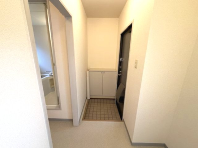 メゾン・ヴィオレットの玄関