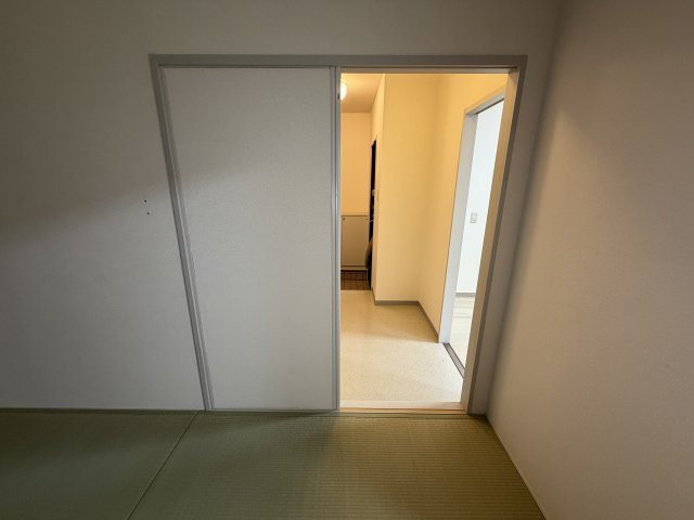メゾン・ヴィオレットの和室