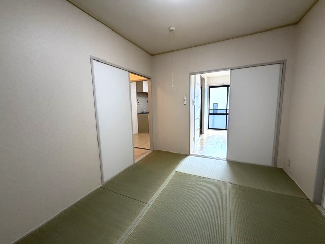 メゾン・ヴィオレットの和室