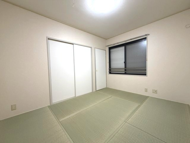 メゾン・ヴィオレットの寝室