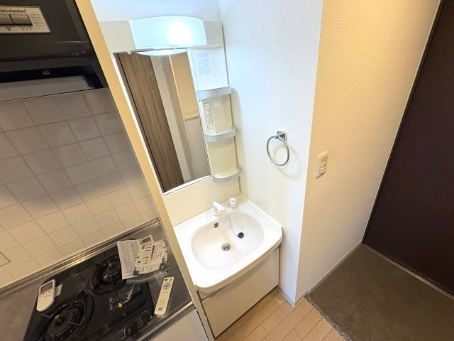 LaLa place三宮東アスヴェルの独立洗面台