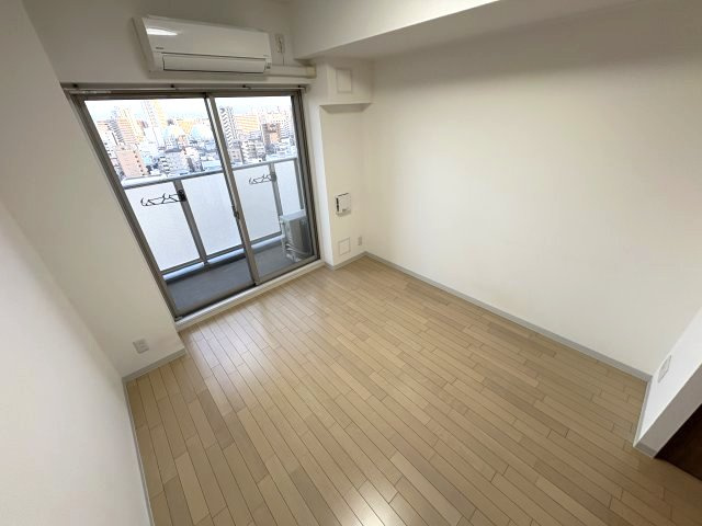 LaLa place三宮東アスヴェルの寝室