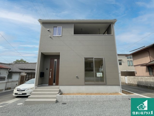 姫路市野里慶雲寺前町　第1期　新築一戸建ての外観|安心の10年保証！外観を美しく保ち、雨水で汚れを落とします！気になることがありましたら、お気軽にお問い合わせください！