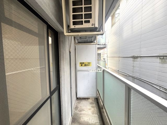 ファミーラ甲南のバルコニー