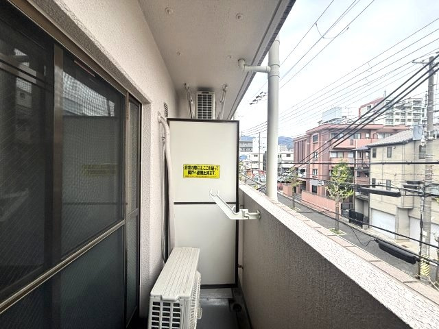 メゾン御影中町のバルコニー