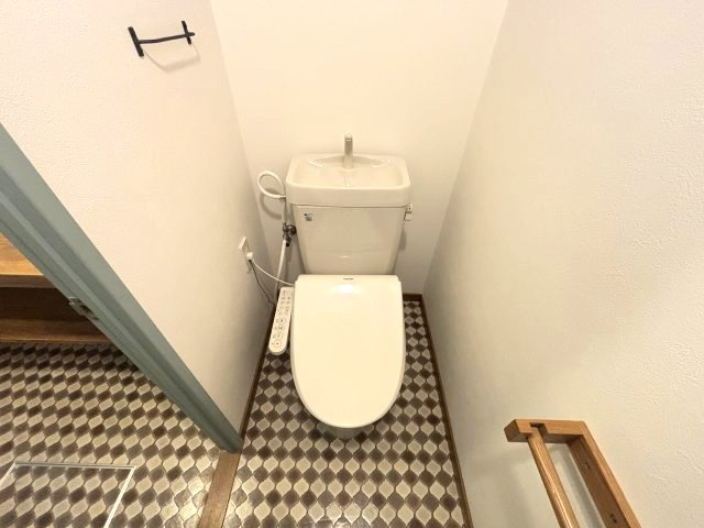 メゾン御影中町のトイレ