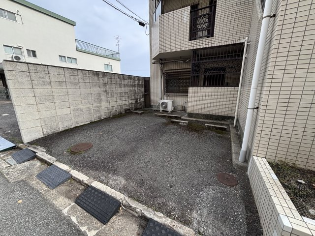 ザ・シティ御影山手の駐車場