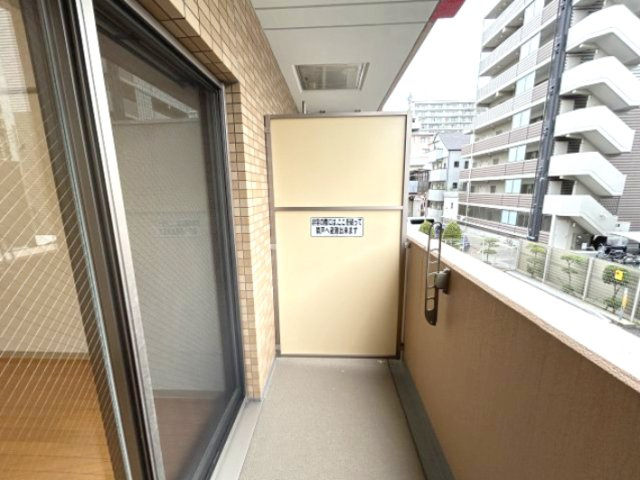 エステムコート三宮EASTⅡリベルテのバルコニー
