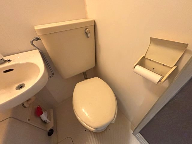 ルーブル西灘のトイレ