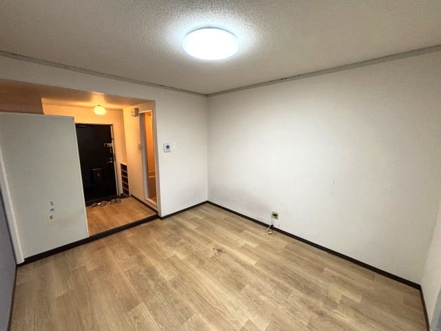 ルーブル西灘の寝室