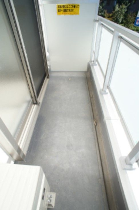 リブリ・さいたま新都心のバルコニー