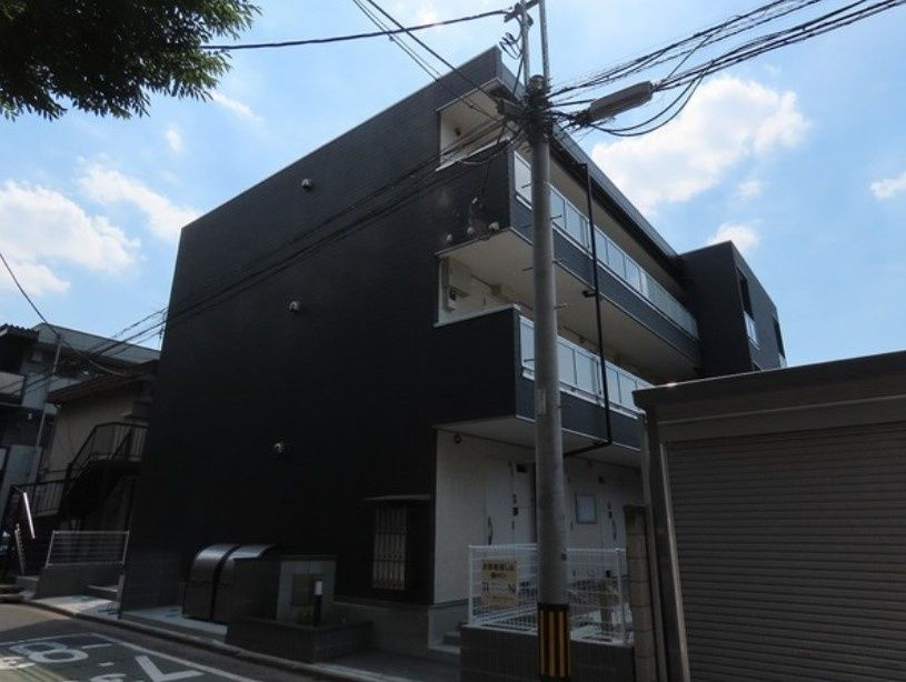 リブリ・さいたま新都心のロビー