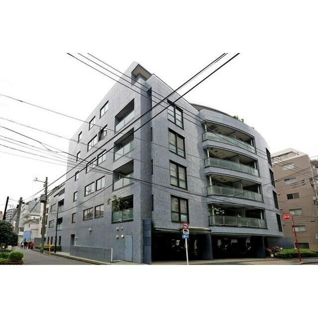 パティオ南麻布の外観