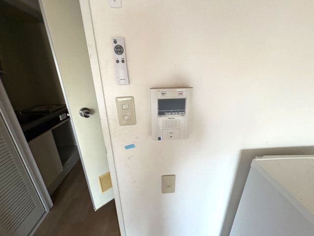 メゾン王子の玄関