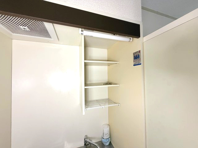 ルーブル西灘のキッチン