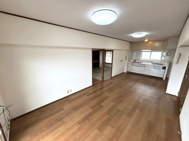 山御影マンションＬ棟の居間・リビング