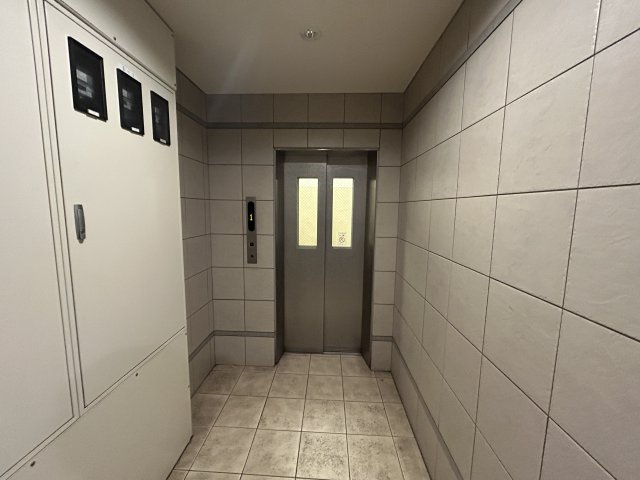 ＤＡＩＷＡマンションのエントランス