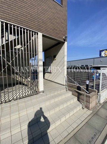 クレイノミオラヴィラのエントランス