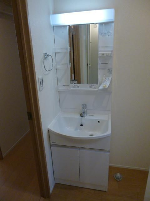 グランシャリオ千石の洗面所