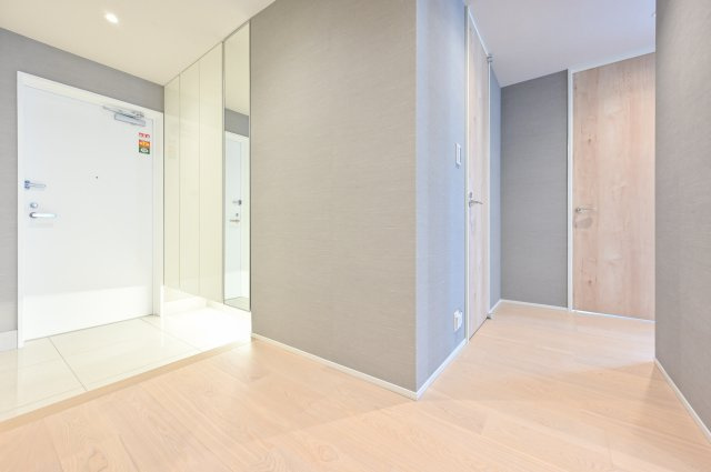 芝パーク・タワーの玄関