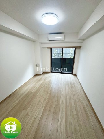 ルーブル大島弐番館の居間・リビング