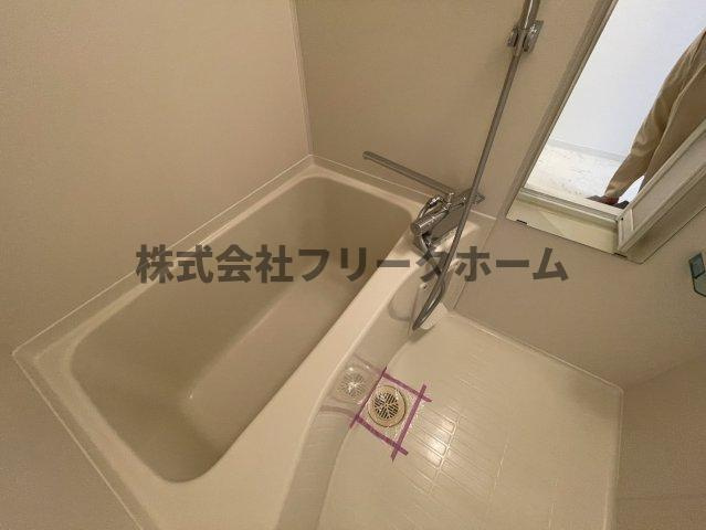 小金井市中町４丁目の賃貸マンションの浴室
