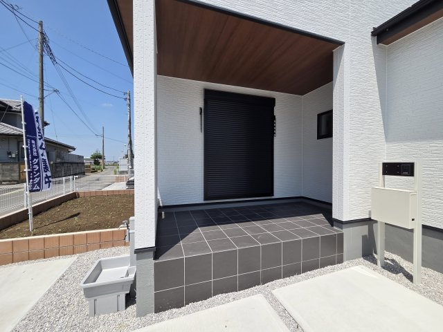 新築　太田市鳥山中町第2　Livele Garden.S　2号棟　のその他|現地写真　リビングから出入り出来るテラス付き！					
							
					
　　