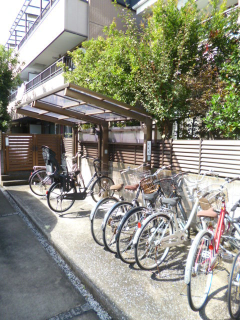 コンフォール新蒲田のその他共用部分|駐輪スペース