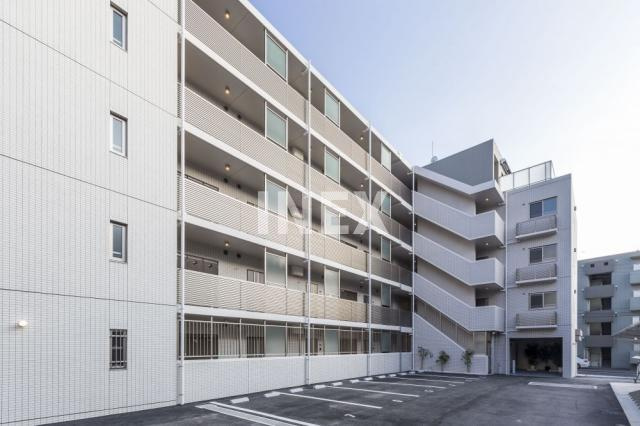 横浜市港南区野庭町の賃貸マンションの外観