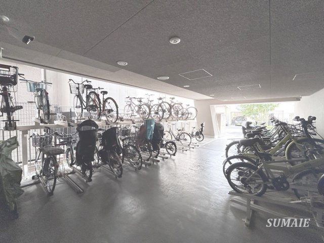 ノブレス赤羽のその他共用部分|駐輪場です