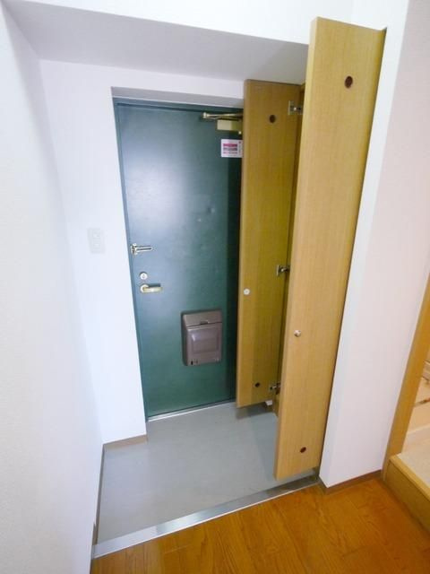 グロリア大洋の玄関|落ち着いた玄関です