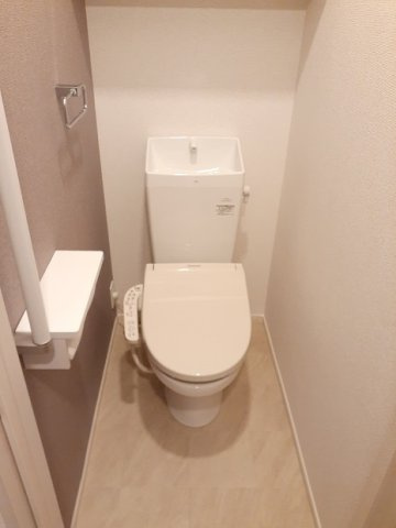 【トイレ】 | プルメリア　Ａ | コンパクトで使いやすいトイレです