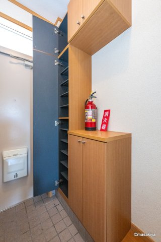 サンライズ瑞樹の玄関|下駄箱