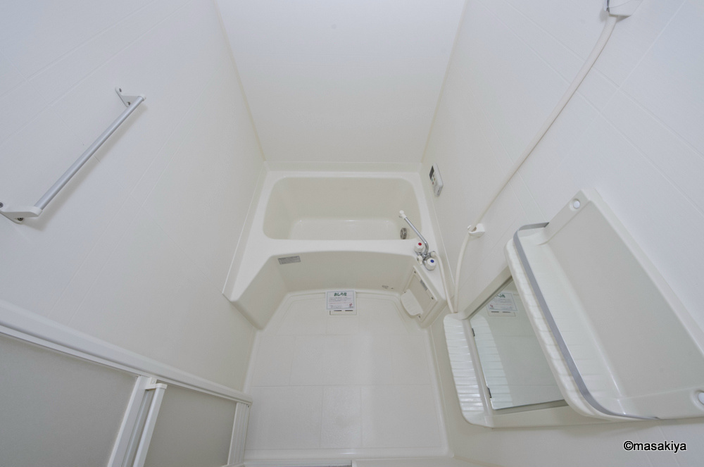 サンライズ瑞樹の浴室|お風呂　追い焚き付きです。