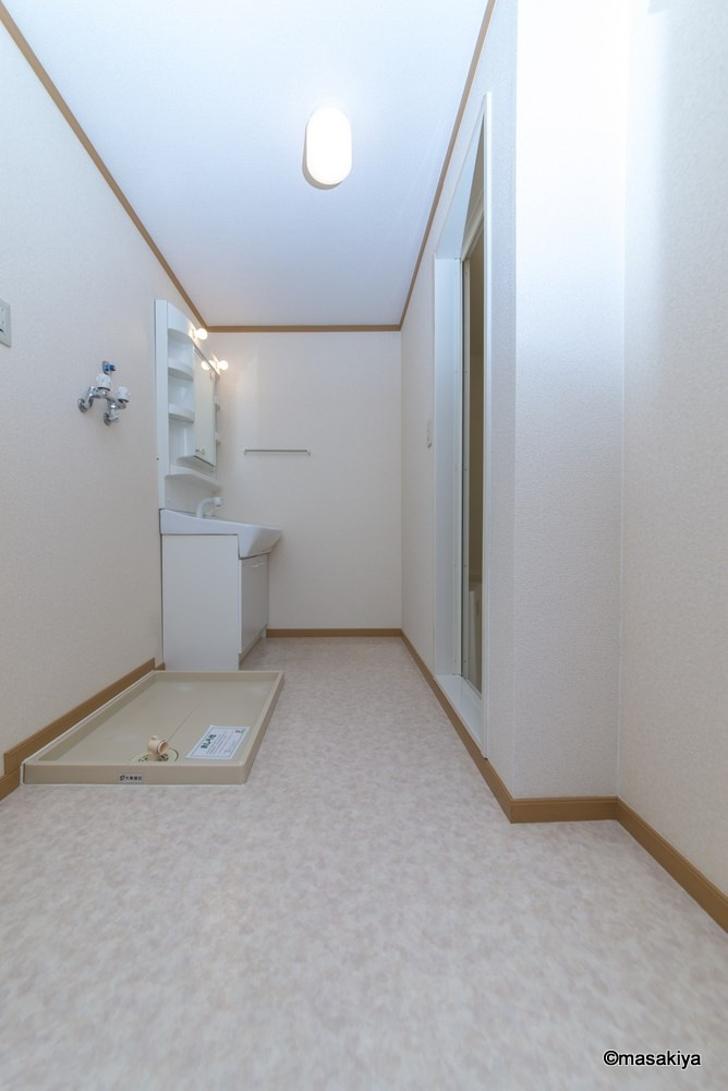 サンライズ瑞樹の洗面所|洗面・脱衣　シャンプードレッサー付き