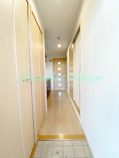 藤沢市湘南台６丁目の賃貸マンションの玄関|お履き物が多い方にもおすすめ♪