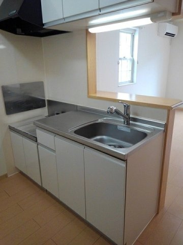 グラン　アルシュ　Ⅲのキッチン|コンパクトなキッチンで掃除もラクラク