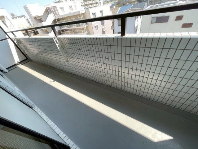 メゾンド平岡2番館のバルコニー