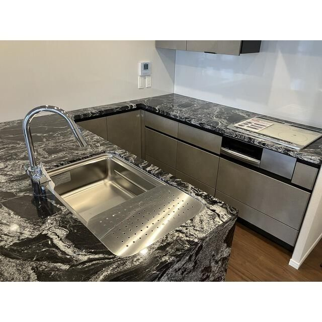 青山ザ・タワーのキッチン