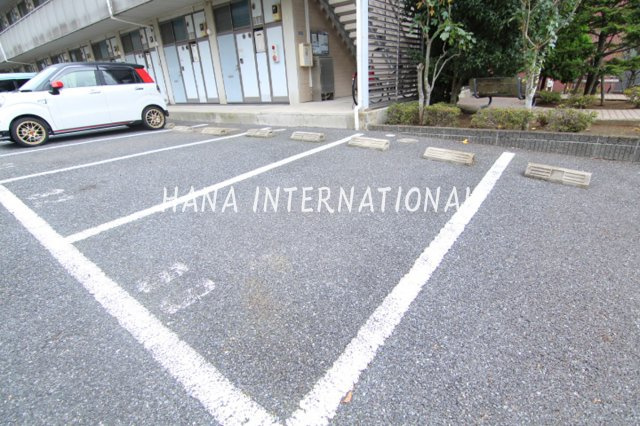 トウィンクル妙典Ｂの駐車場