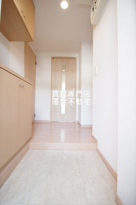 【玄関】 | プレミアムコートみなみ野Ⅰ | きれいな玄関